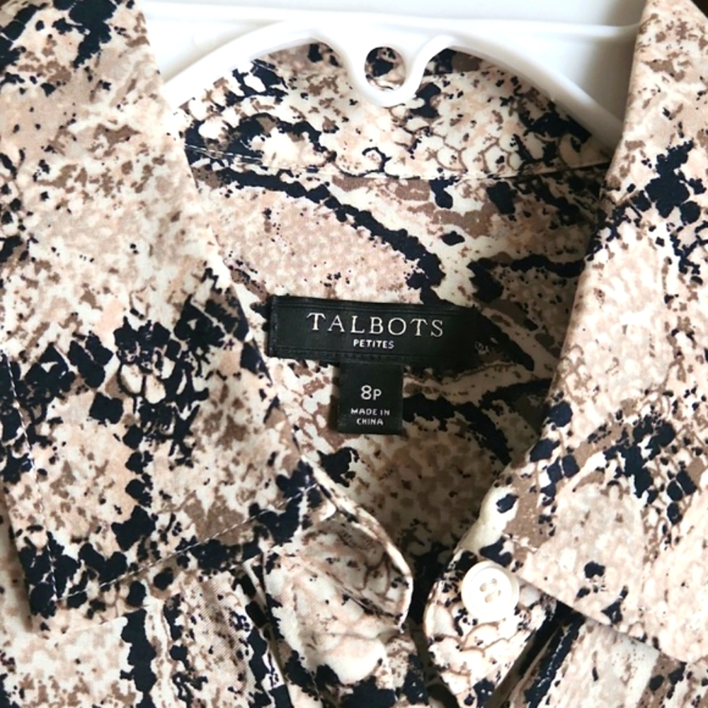 Talbots, Women's Reptile Print, button down, Tab Long Sleeves Shirt, Sz 8P - Picture 3 of 7
